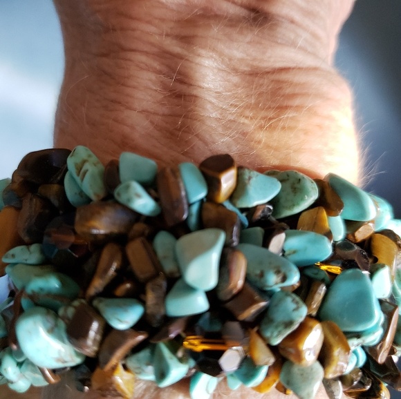 Turquoise and Brown Bracelet - Picture 3 of 3